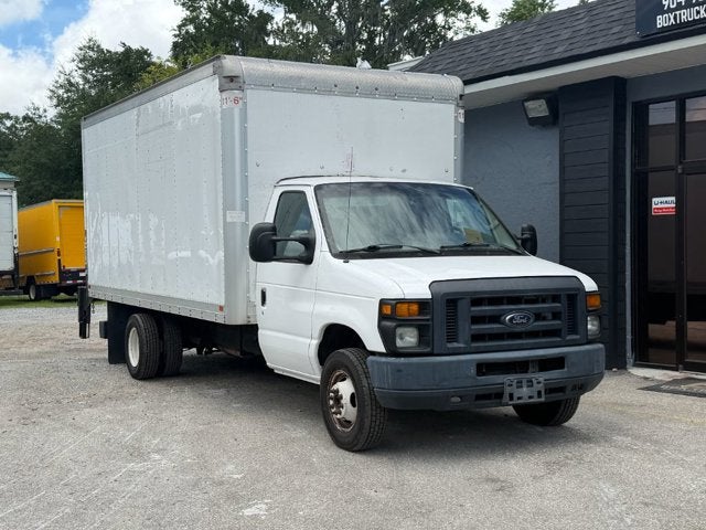 2017 Ford E-Series Cutaway E450