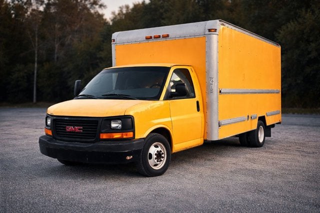 2009 GMC Savana Cutaway 3500