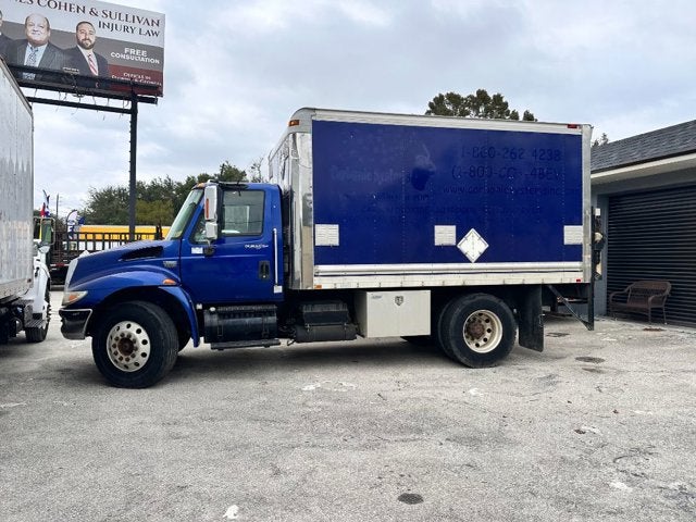 2008 International 4400 14ft. Box Truck