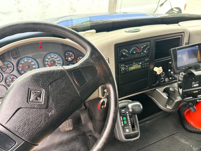 2008 International 4400 14ft. Box Truck