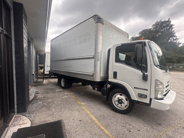 2018 ISUZU NPR EFI Base