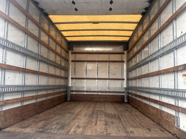 2018 ISUZU NPR EFI Base