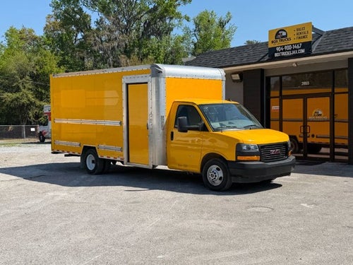 2023 GMC Savana Commercial Cutaway Savana 3500