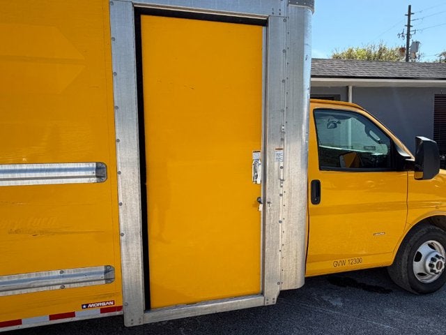 2023 GMC Savana Commercial Cutaway Savana 3500