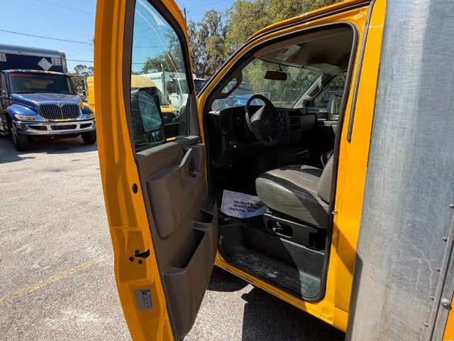 2023 GMC Savana Commercial Cutaway Savana 3500