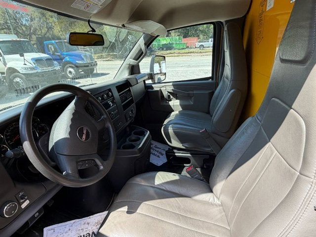 2023 GMC Savana Commercial Cutaway Savana 3500