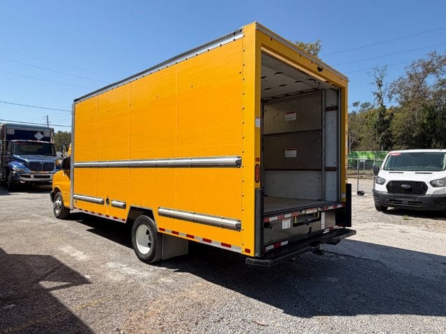 2023 GMC Savana Commercial Cutaway Savana 3500