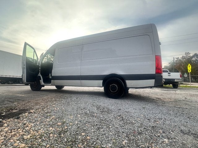 2019 Freightliner SPRINTER VAN Base